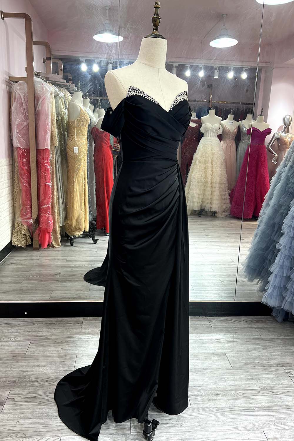 YQLNNE 112 Black Off the Shoulder Prom Dresses Long Evening Gown