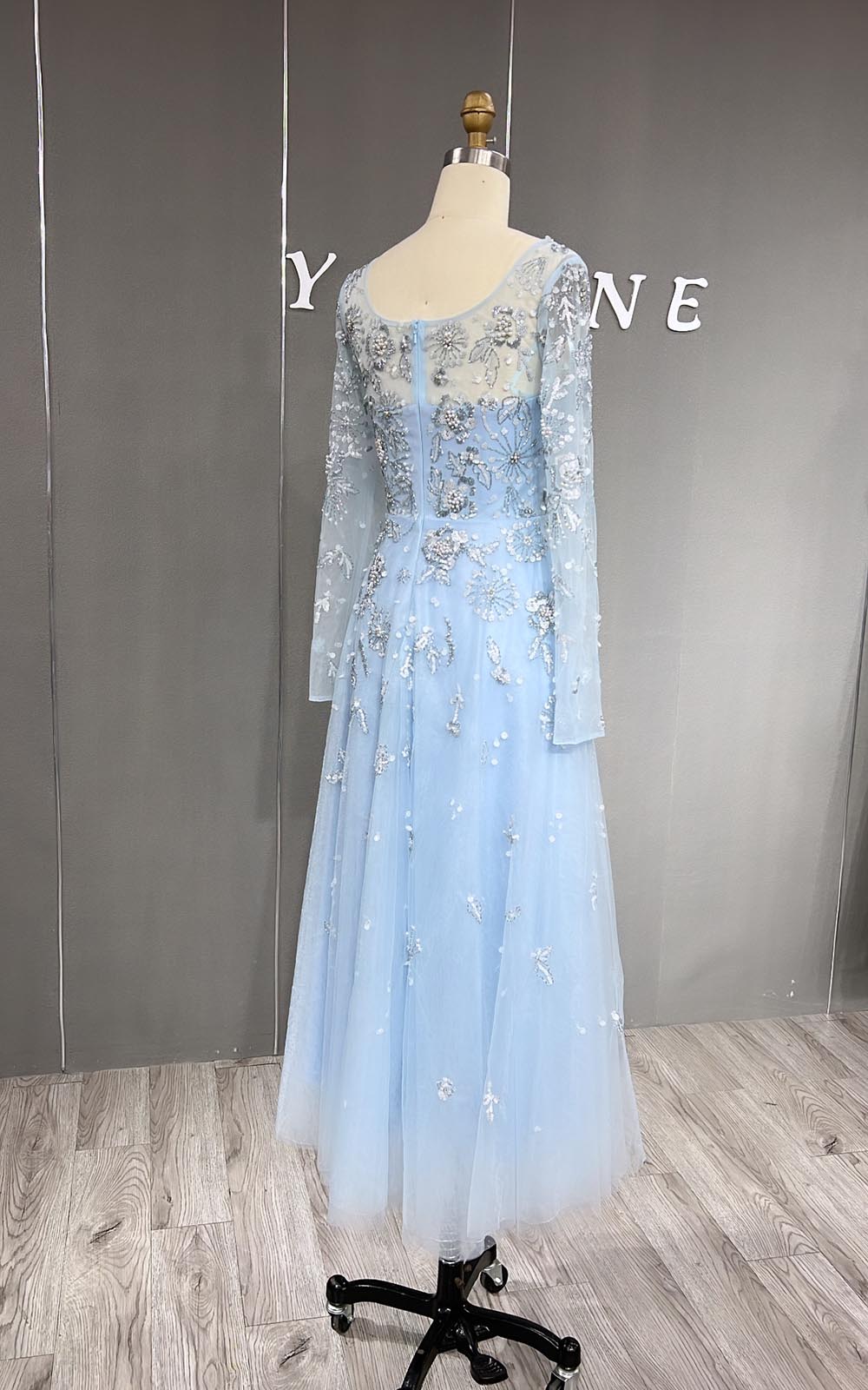 YQLNNE 081 Baby Blue Long Sleeves Evening Dress Square Collar Crystals Beaded Formal Gown