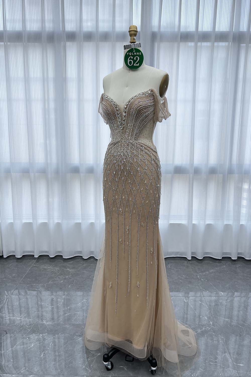 YQLNNE 062 Pink Off Shoulder Evening Dress Long Crystals Beaded Evening Gown