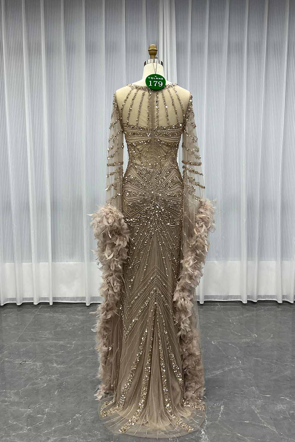 YQLNNE 0179 Pink Long Sleeves Feathers Evening Dress With Handmade Crystals Beaded