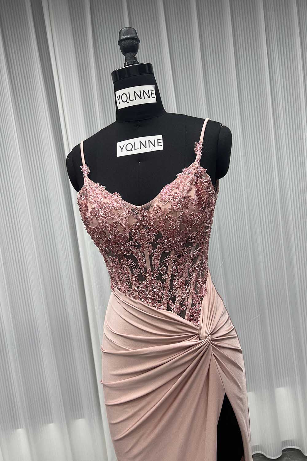 YQLNNE 01 Sexy Black Embroidered Long Slit Prom Dresses Mermaid Spaghetti Beading Party Gown