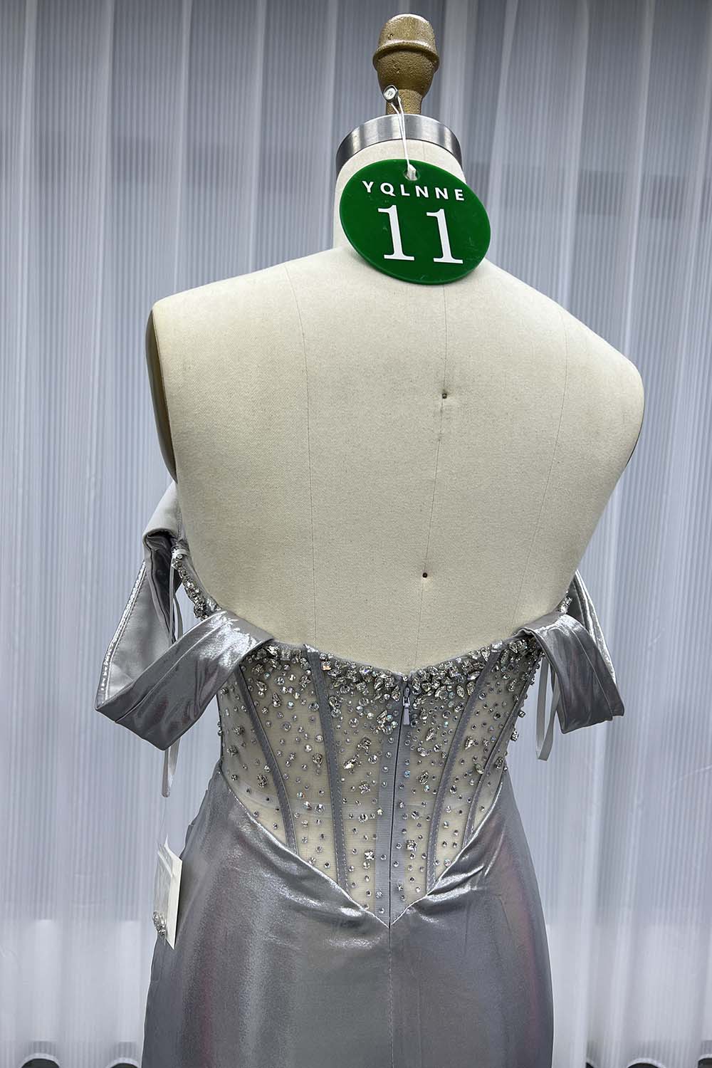 YQLNNE 011 Gold Off the Shoulder Crystals Prom Dresses Long Mermaid Party Gown