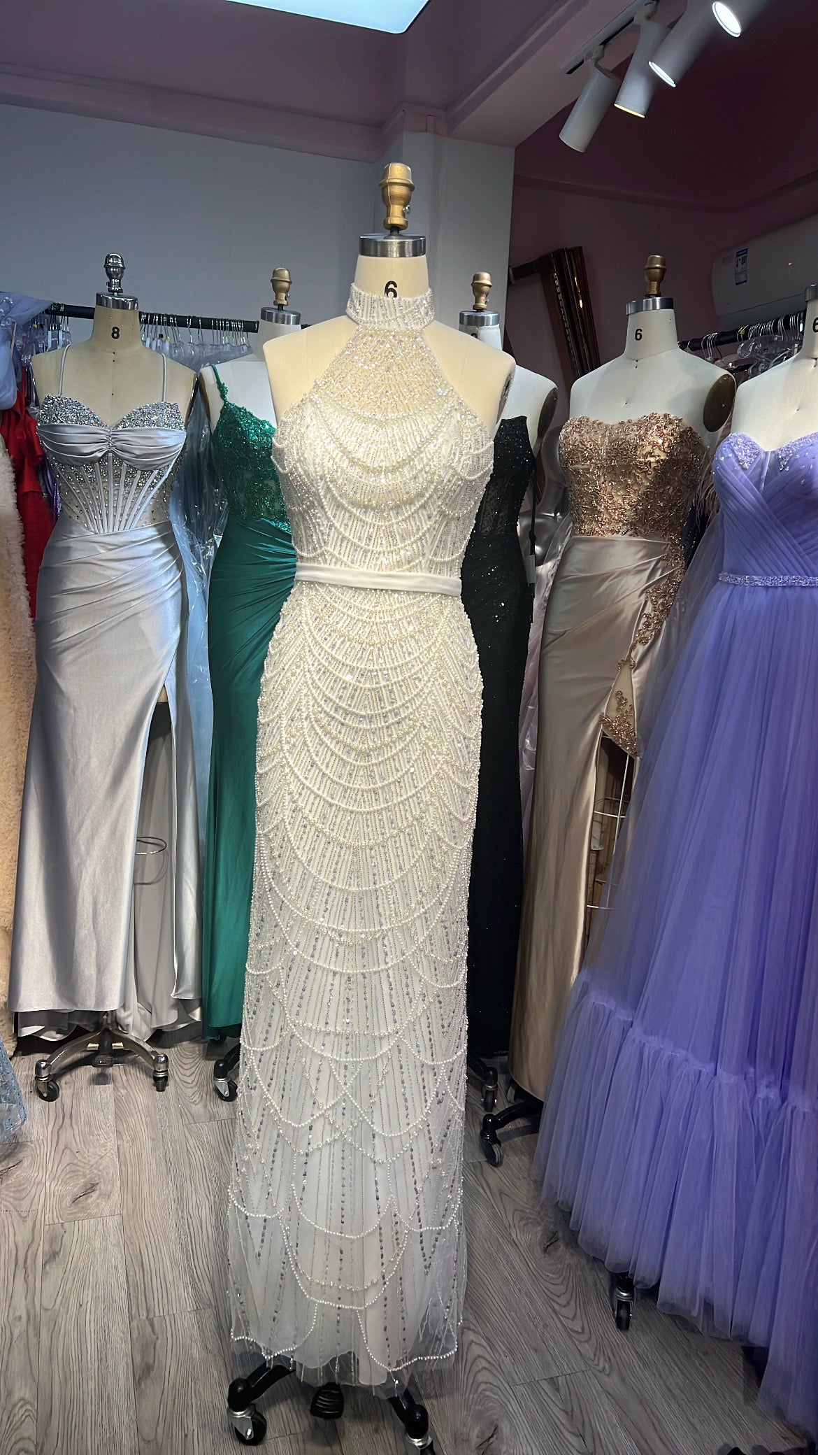 YQLNNE 073 Nude Pearls Beading Long Prom Dress Halter With Glovers