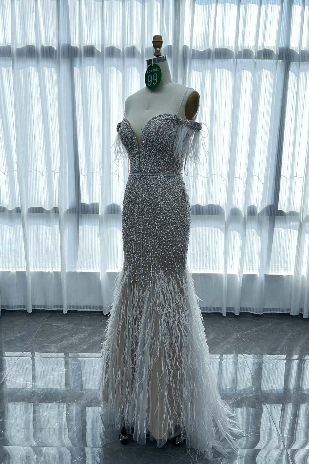 YQLNNE 099 White Feathers Evening Dress Handmade Crystals Beaded Bridal Gown