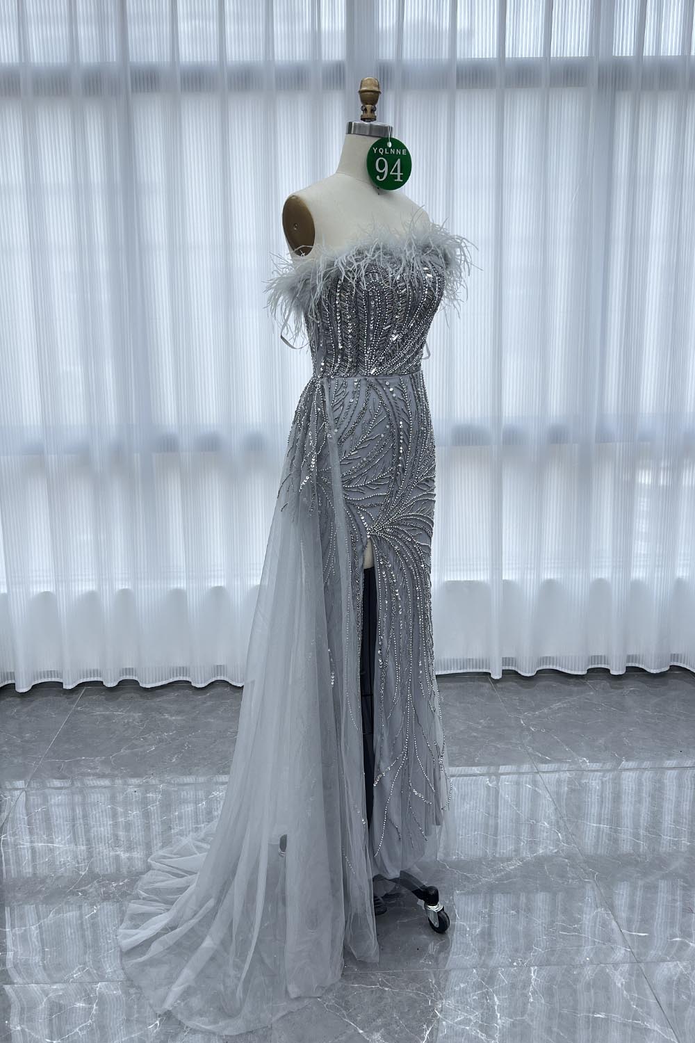 YQLNNE 094 Silver Feathers Beaded Evening Dress Formal Gowns With Removeable Skirt
