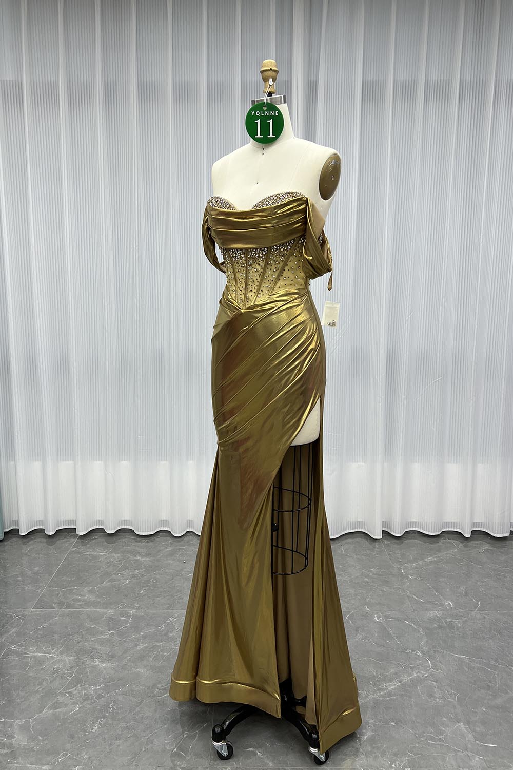 YQLNNE 011 Gold Off the Shoulder Crystals Prom Dresses Long Mermaid Party Gown