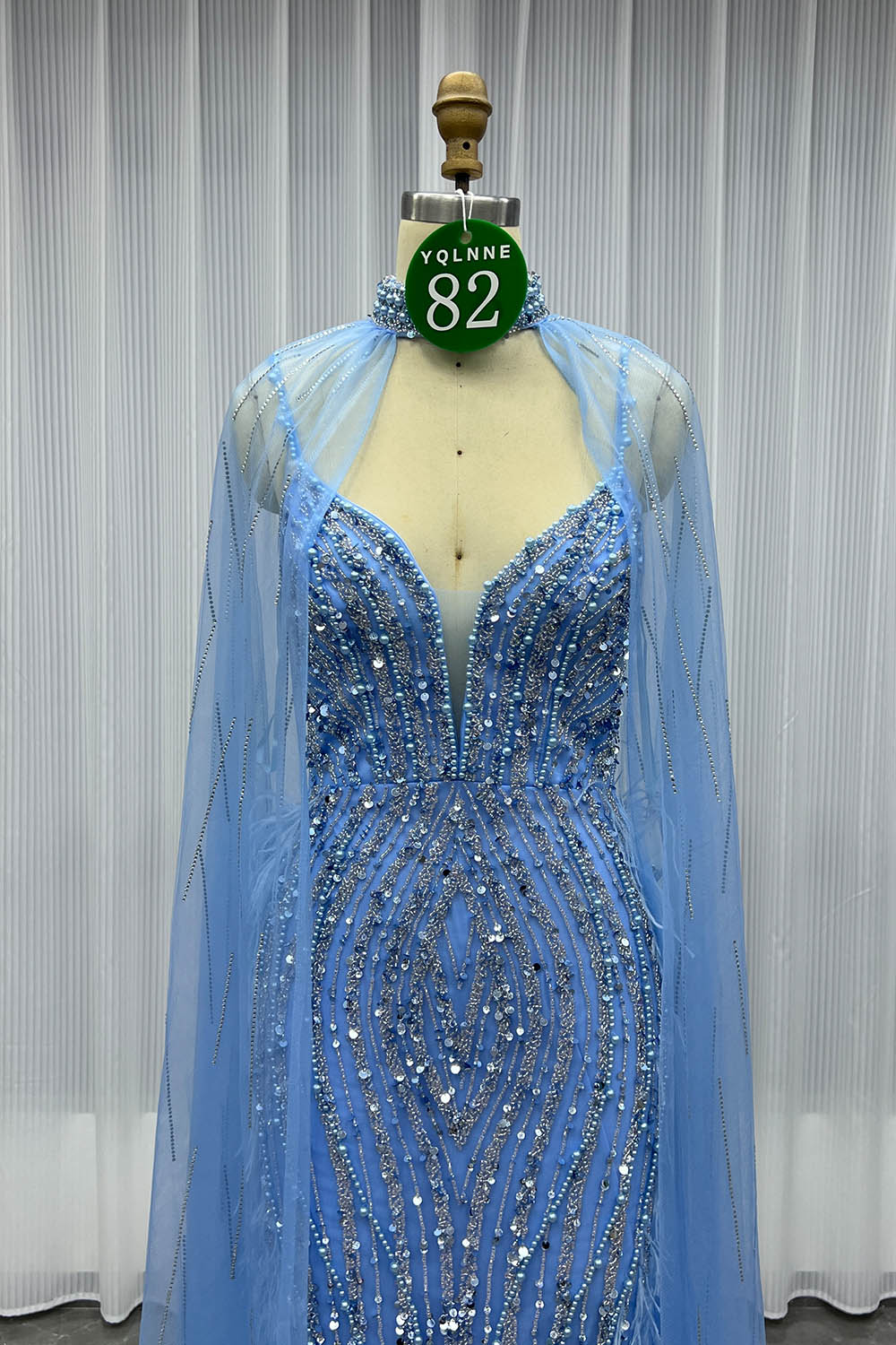 YQ082 Blue Feathers Evening Dress With Shawl Mid-Length
