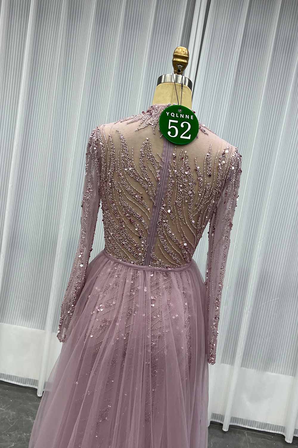 YQLNNE 052 Pink Long Sleeves Handmade Beaded Evening Dress With Removable Train