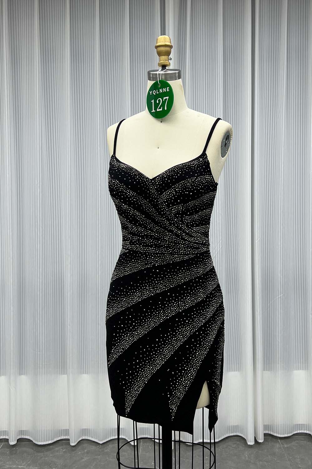 YQLNNE 0127 Black Short Mini Cocktail Dress Crystals Party Gown