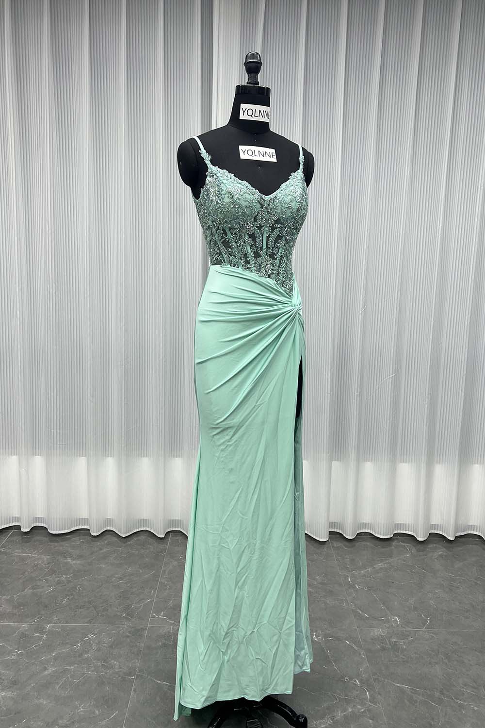 YQLNNE 01 Sexy Black Embroidered Long Slit Prom Dresses Mermaid Spaghetti Beading Party Gown