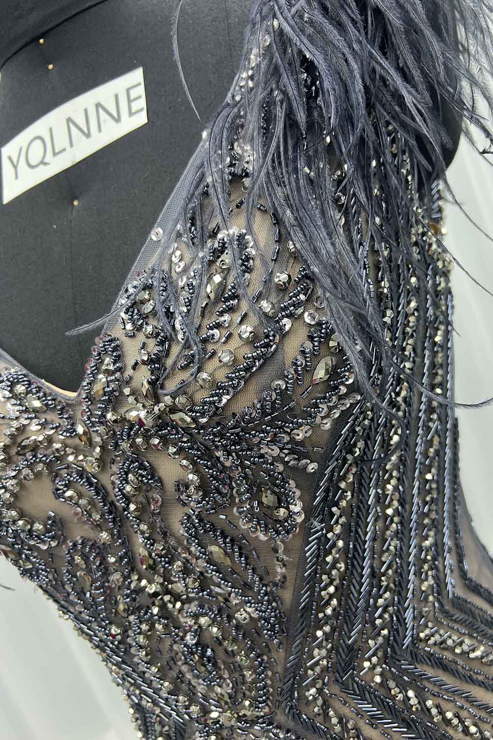 YQLNNE 034 Dark Gray Feathers Crystals Evening Dress Mermaid Pageant Gown