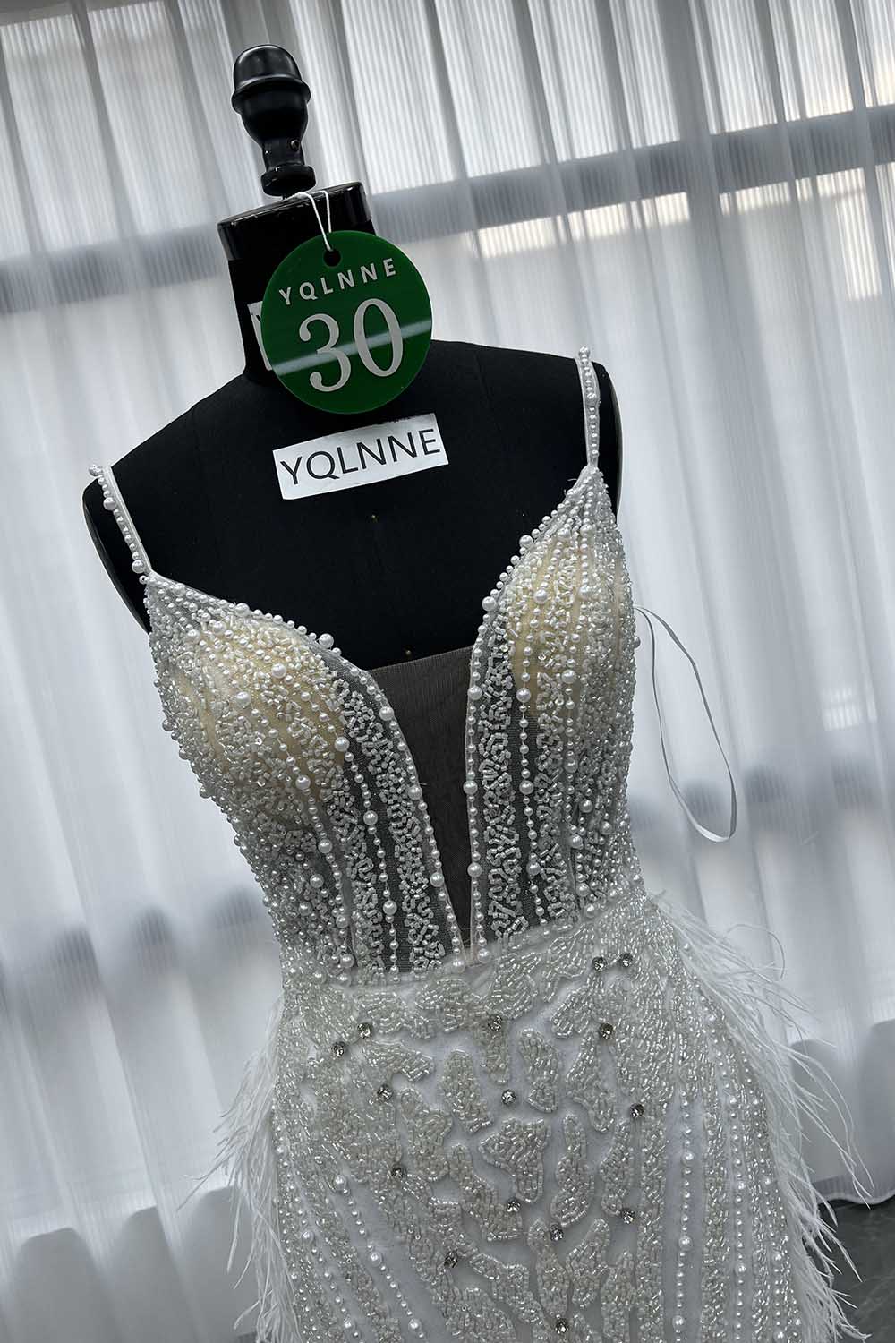 YQLNNE 030 White Feathers Crystals Evening Dress Tea-Length Beaded Gown