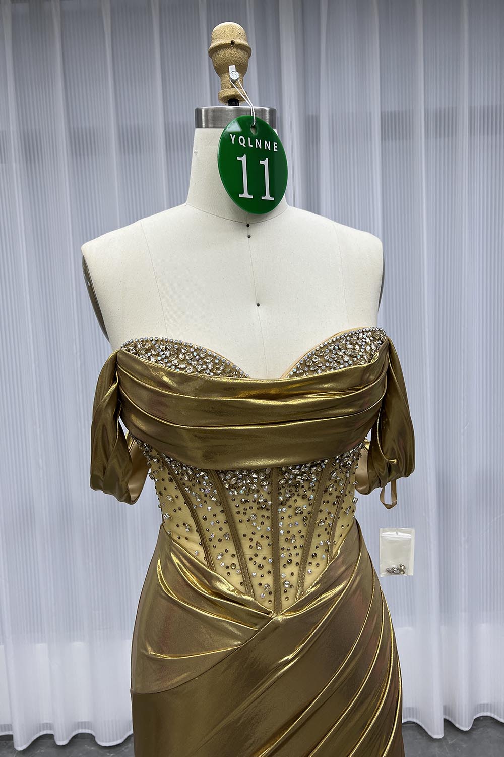 YQLNNE 011 Gold Off the Shoulder Crystals Prom Dresses Long Mermaid Party Gown