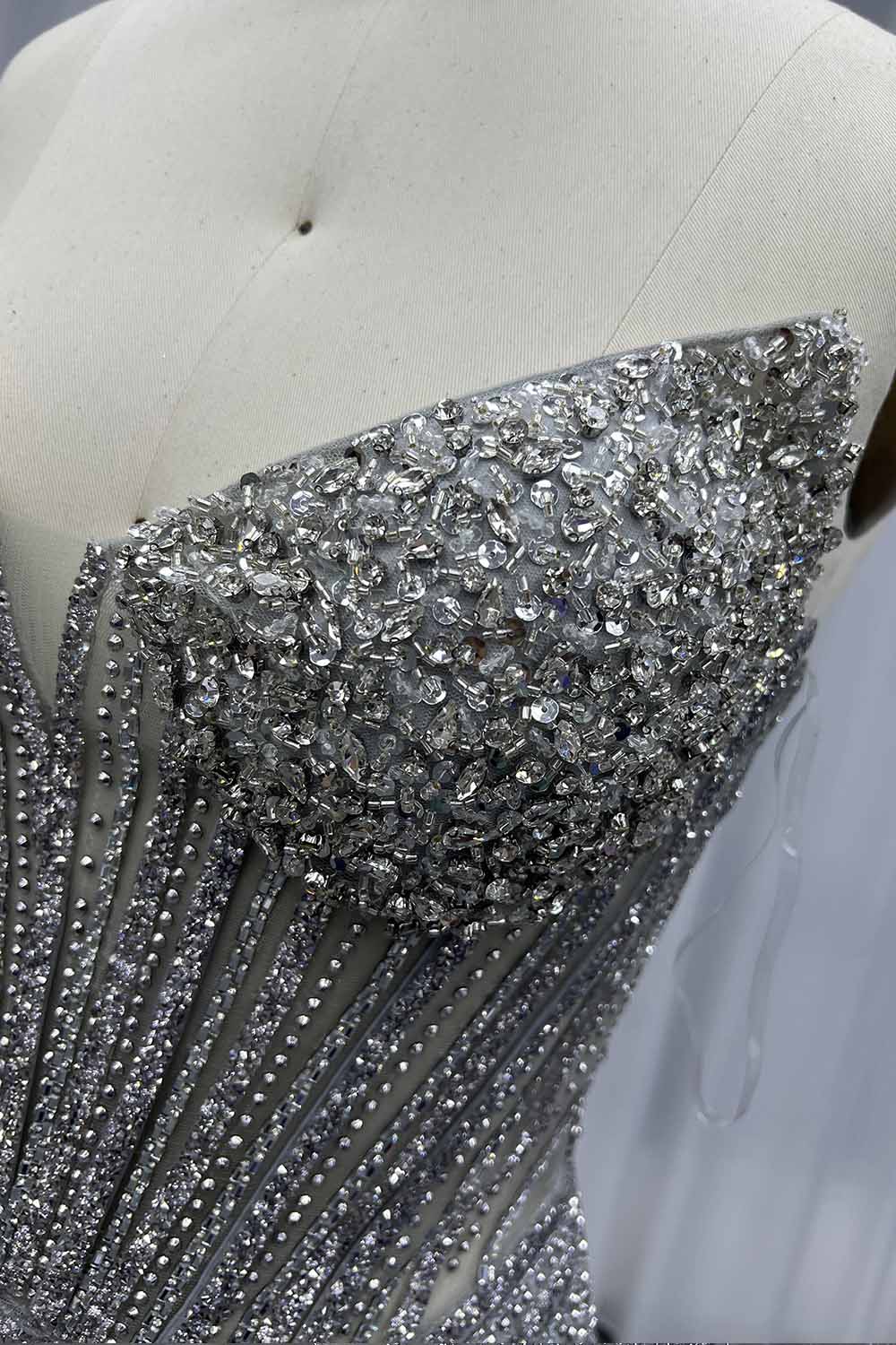YQLNNE 024 Silver Strapless Crystals Beaded Prom Dresses Long Mermaid Gown