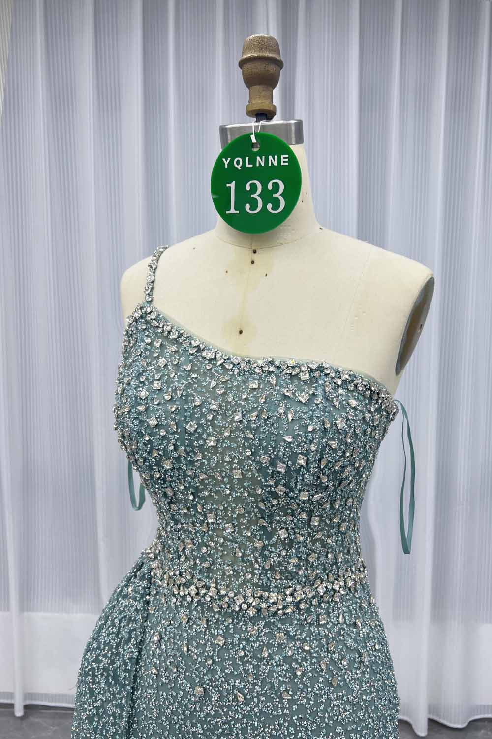 YQLNNE 0133 Sparkly Pine Green Crystals Evening Dress One Shoulder Long Glitter Prom Gown