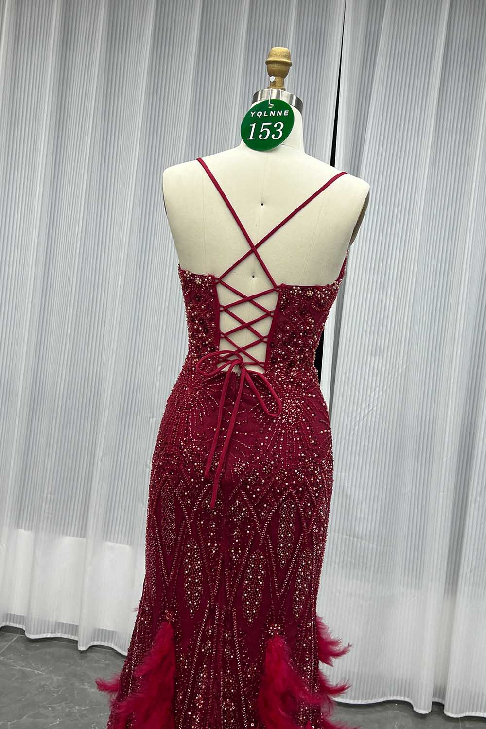 YQLNNE 0153 Burgundy Beading Feathers Evening Dress Long Mermaid Pageant Gown