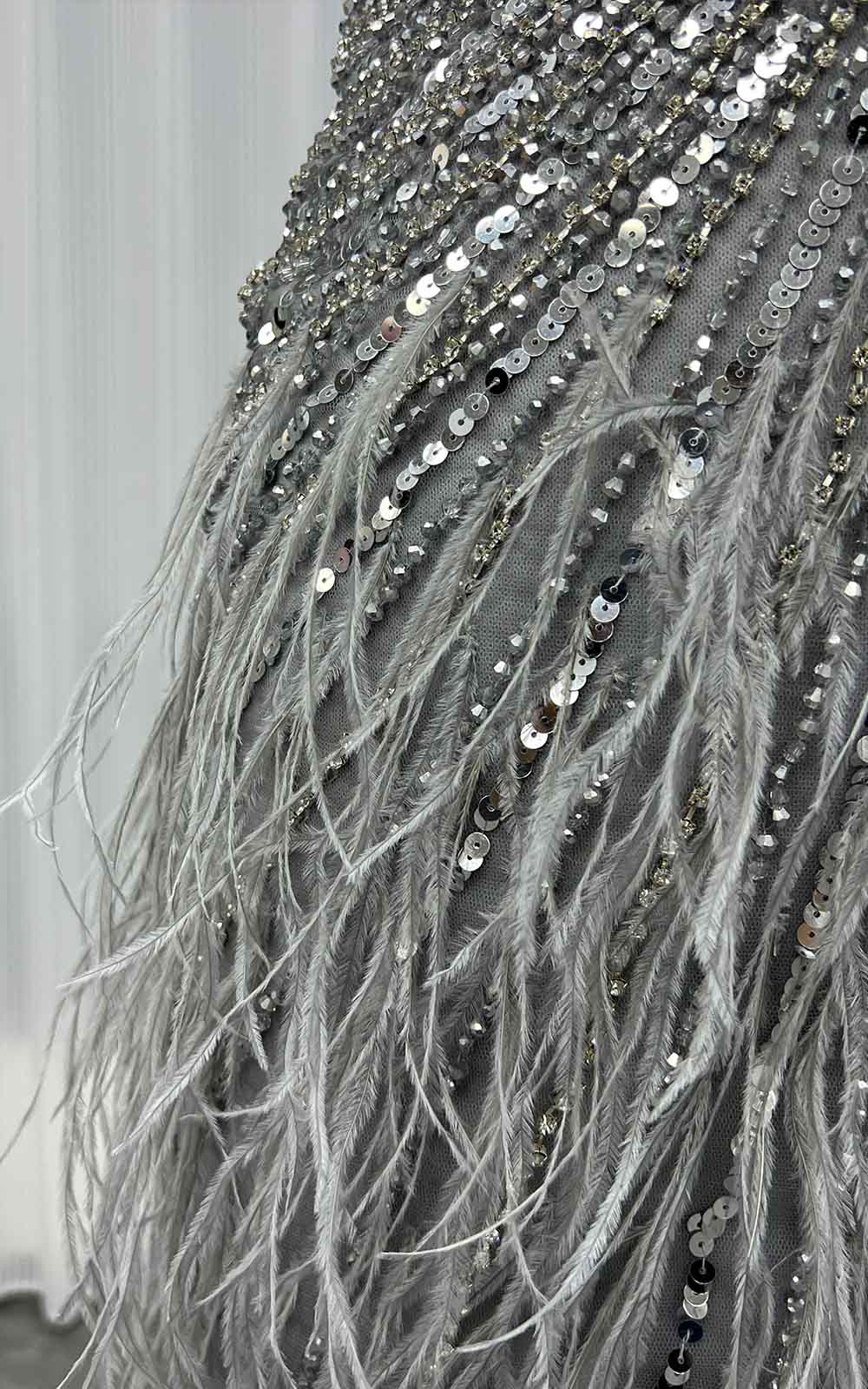 YQLNNE 0129 Silver Feathers Short Evening Dress Crystals Beaded Party Gown