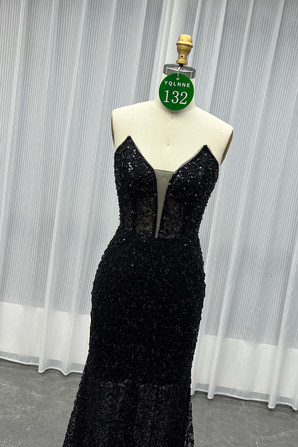 YQLNNE 0132 Black Strapless Beaded Evening Dress With Removable Shawl