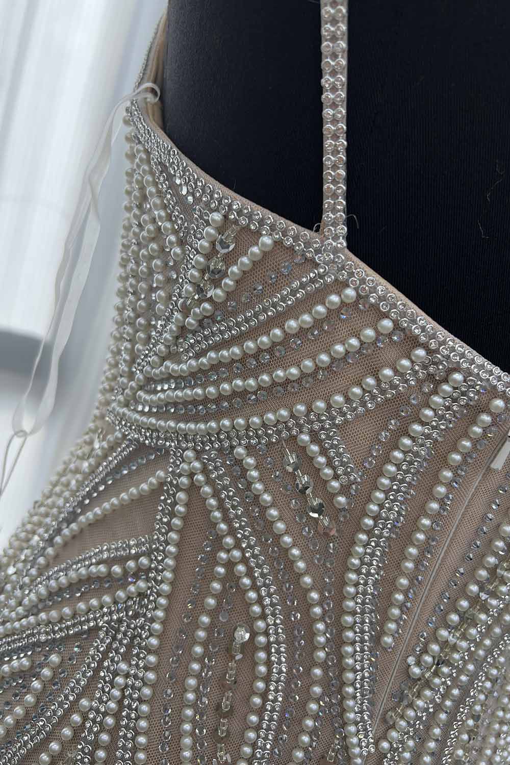 YQLNNE 027 Silver Nude Crystals Pearls Evening Dress Long Mermaid Prom Party Gown
