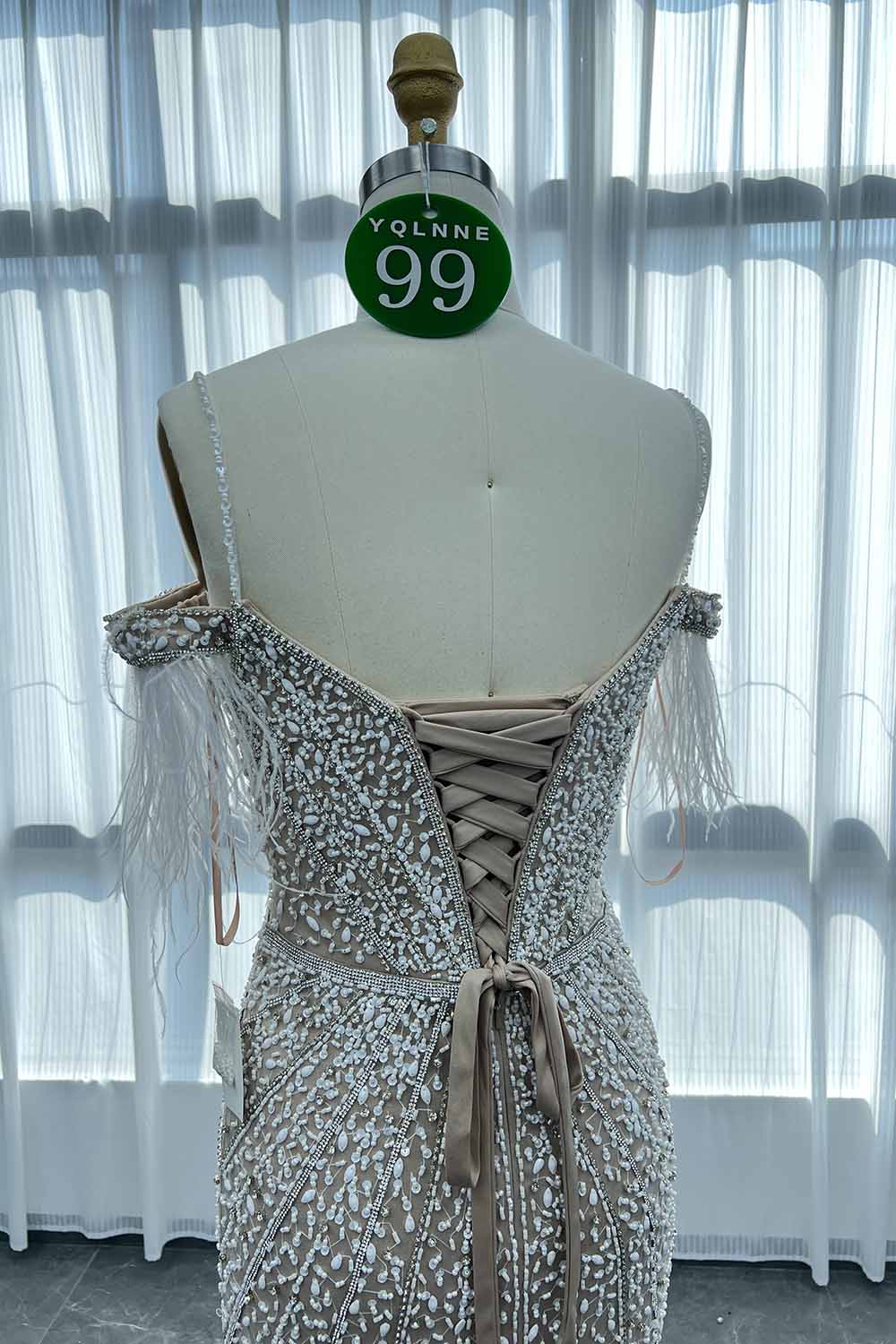 YQLNNE 099 White Feathers Evening Dress Handmade Crystals Beaded Bridal Gown