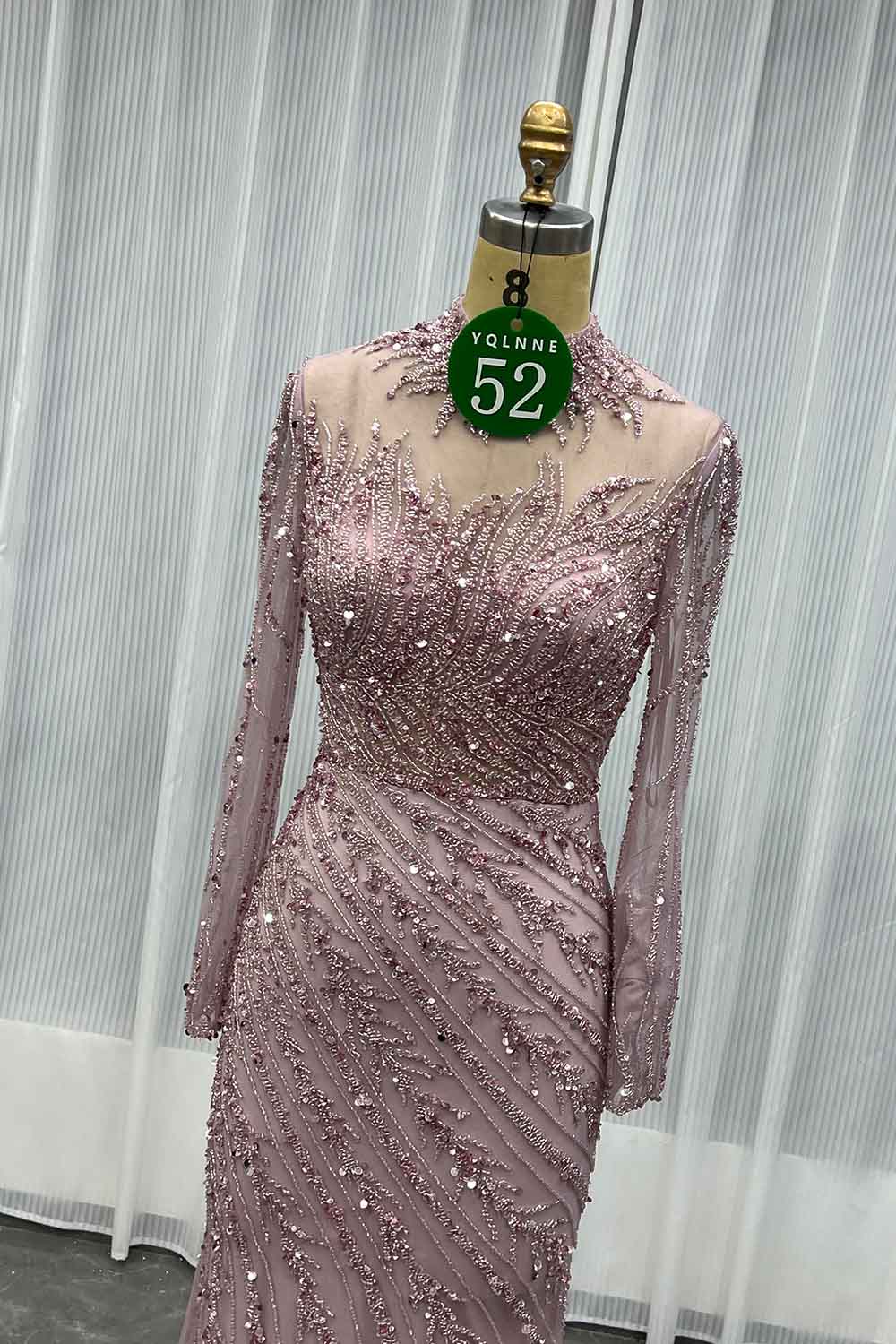 YQLNNE 052 Pink Long Sleeves Handmade Beaded Evening Dress With Removable Train