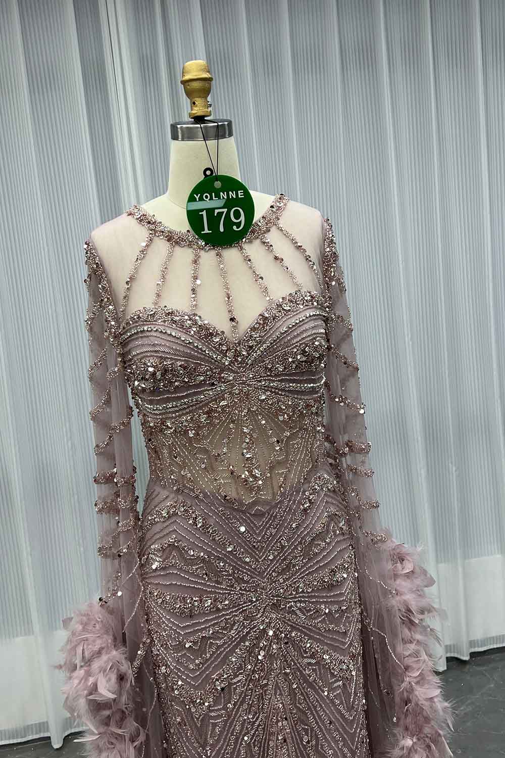 YQLNNE 0179 Pink Long Sleeves Feathers Evening Dress With Handmade Crystals Beaded