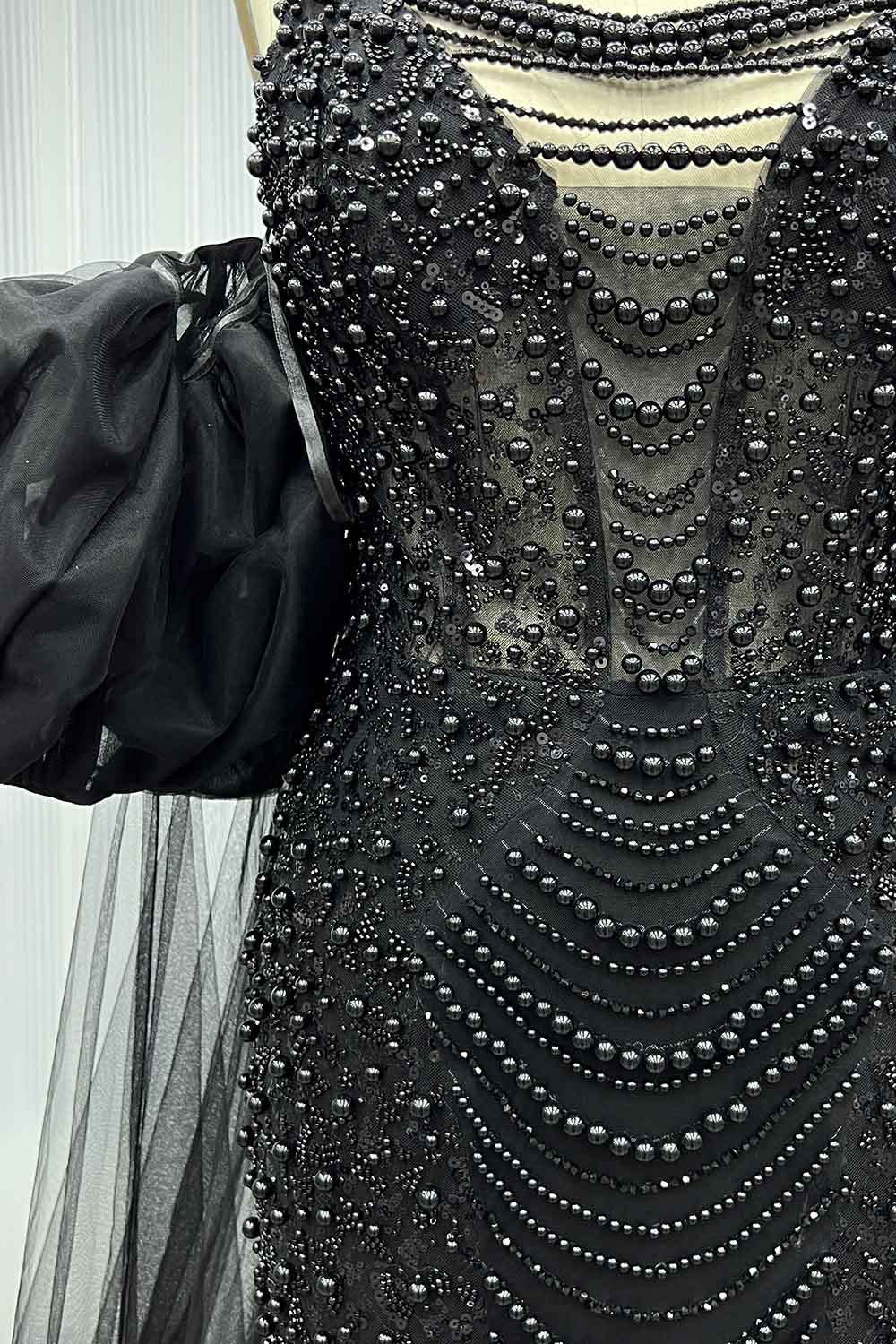 YQLNNE 0134 Black Strapless Beaded Pearls Evening Dress With Removable Sleeves