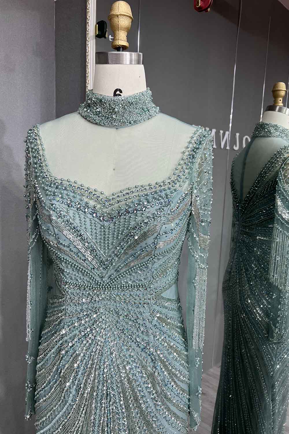 YQLNNE 053 Beige Long Sleeves Evening Dress Crystals Beaded Formal Women Gown Modest