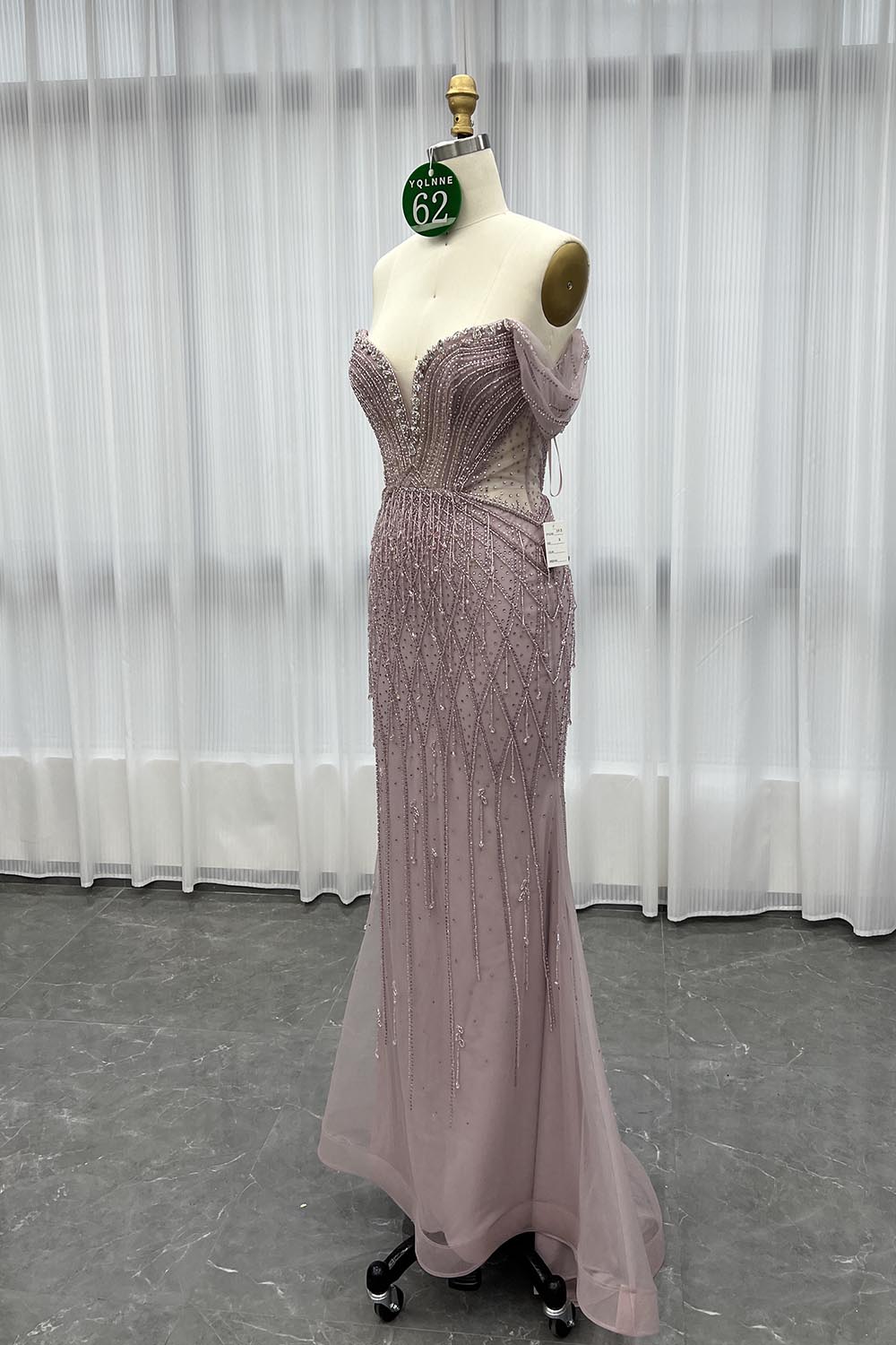 YQLNNE 062 Pink Off Shoulder Evening Dress Long Crystals Beaded Evening Gown
