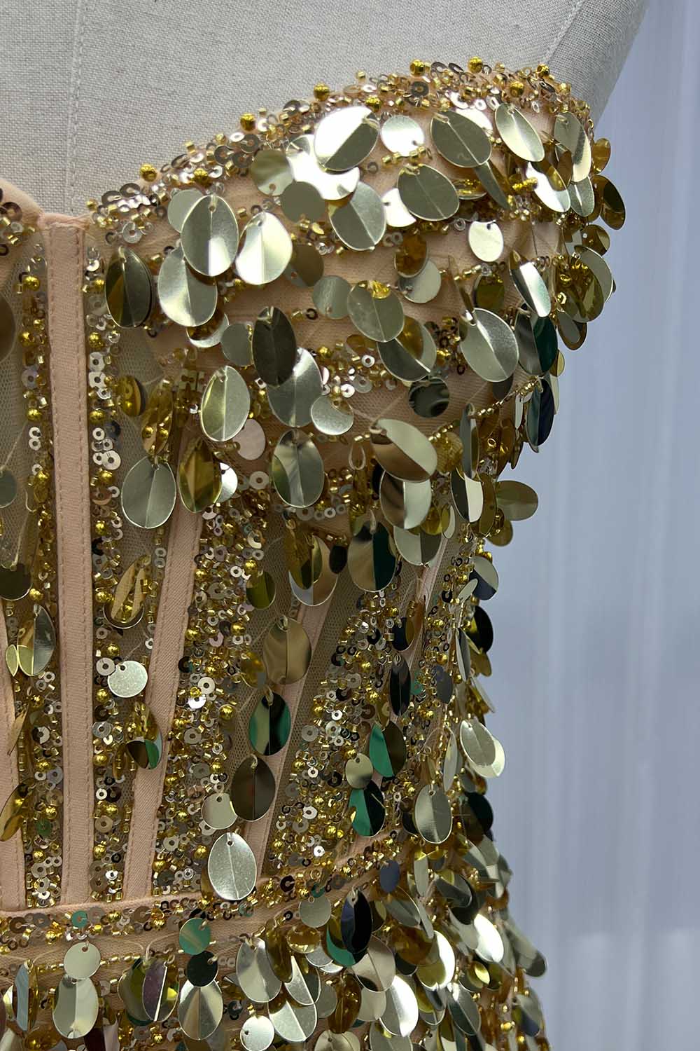 YQLNNE PD011 Sparkly Gold Sequins Beading Long Prom Dress With Slit