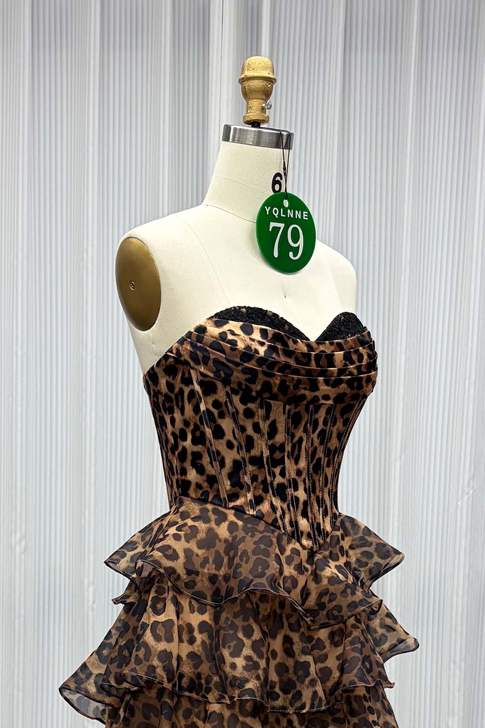 YQLNNE 079 Leopard Print Strapless Long Prom Dresses With Slit