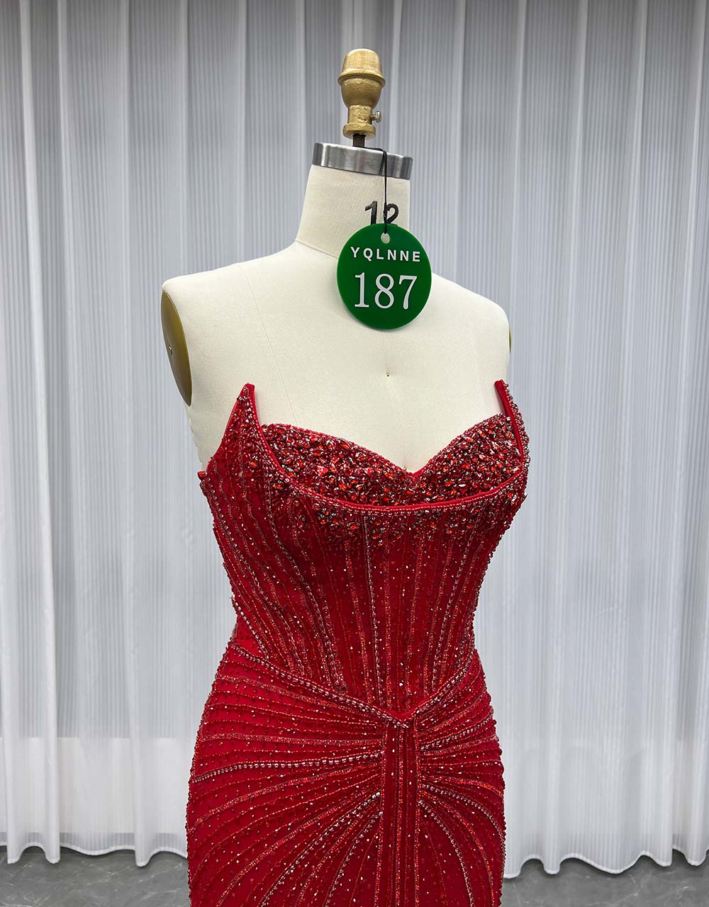 YQLNNE 0187 Red Cap Sleeves Evening Dress Crystals Beaded Luxury Gown