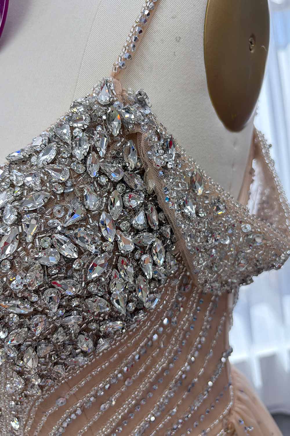 YQLNNE ED26 Straps Rhinestones Mermaid Evening Dress Pageant Gown