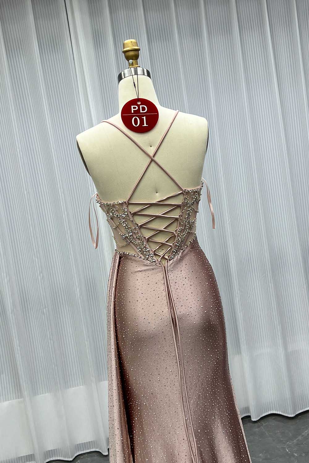 YQLNNE PD01 Champagne Straps Crystals Long Prom Dresses Lace-up Back