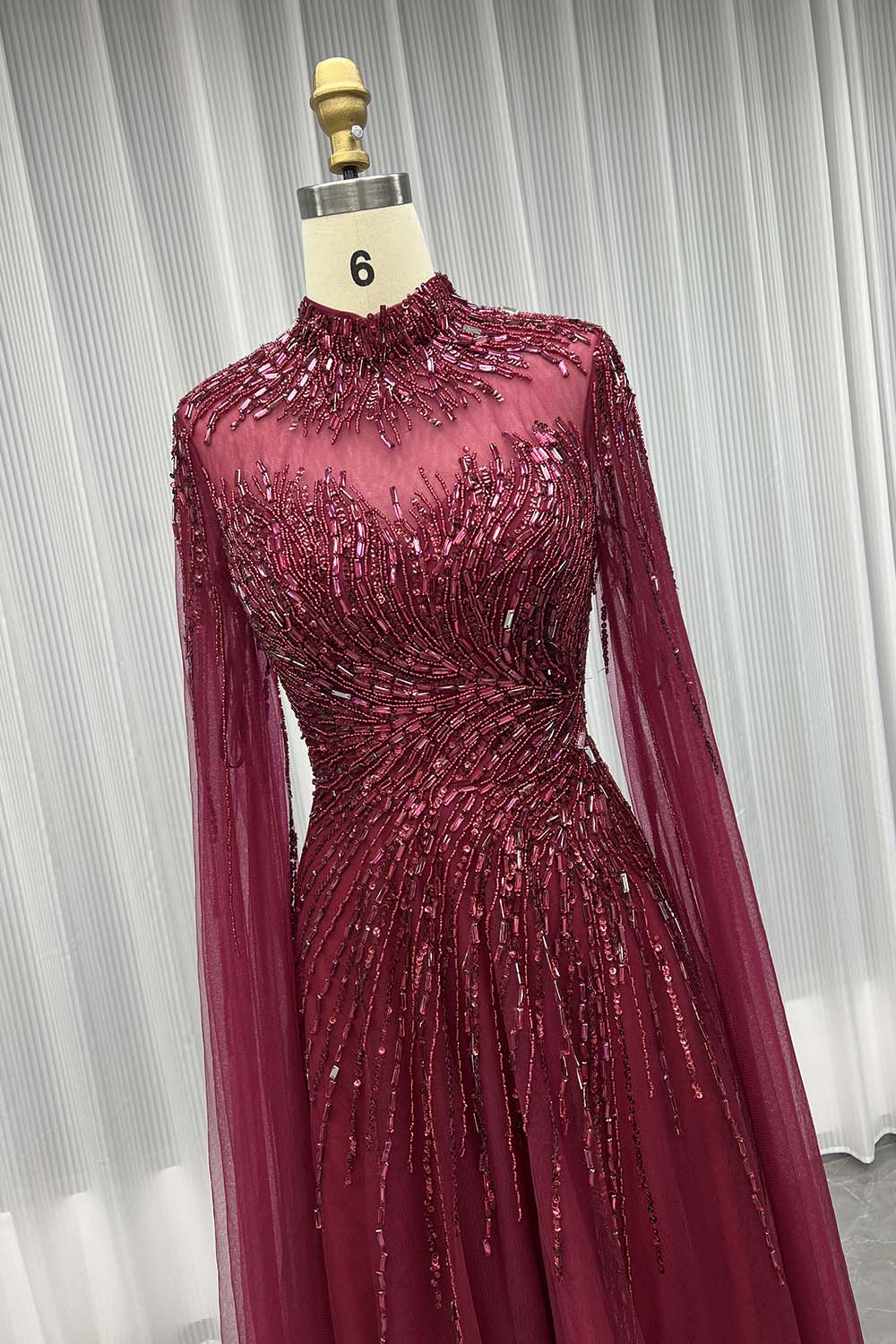 2025 Muslim Burgundy Full Sleeve Evening Dress Dubai Crystals Party Dress