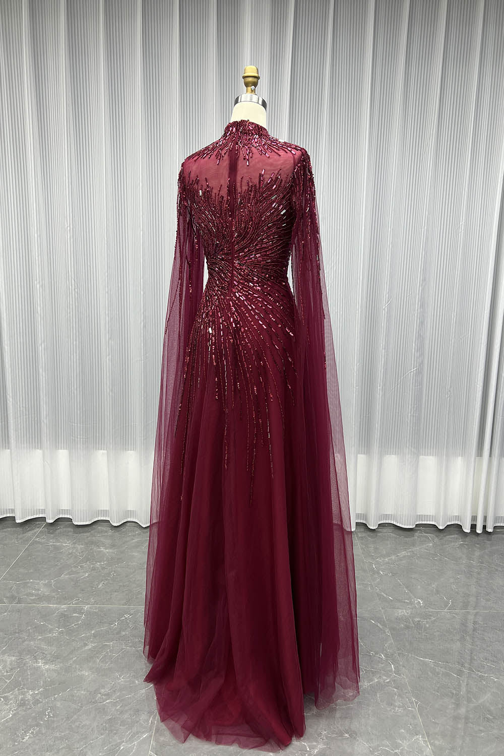 2025 Muslim Burgundy Full Sleeve Evening Dress Dubai Crystals Party Dress