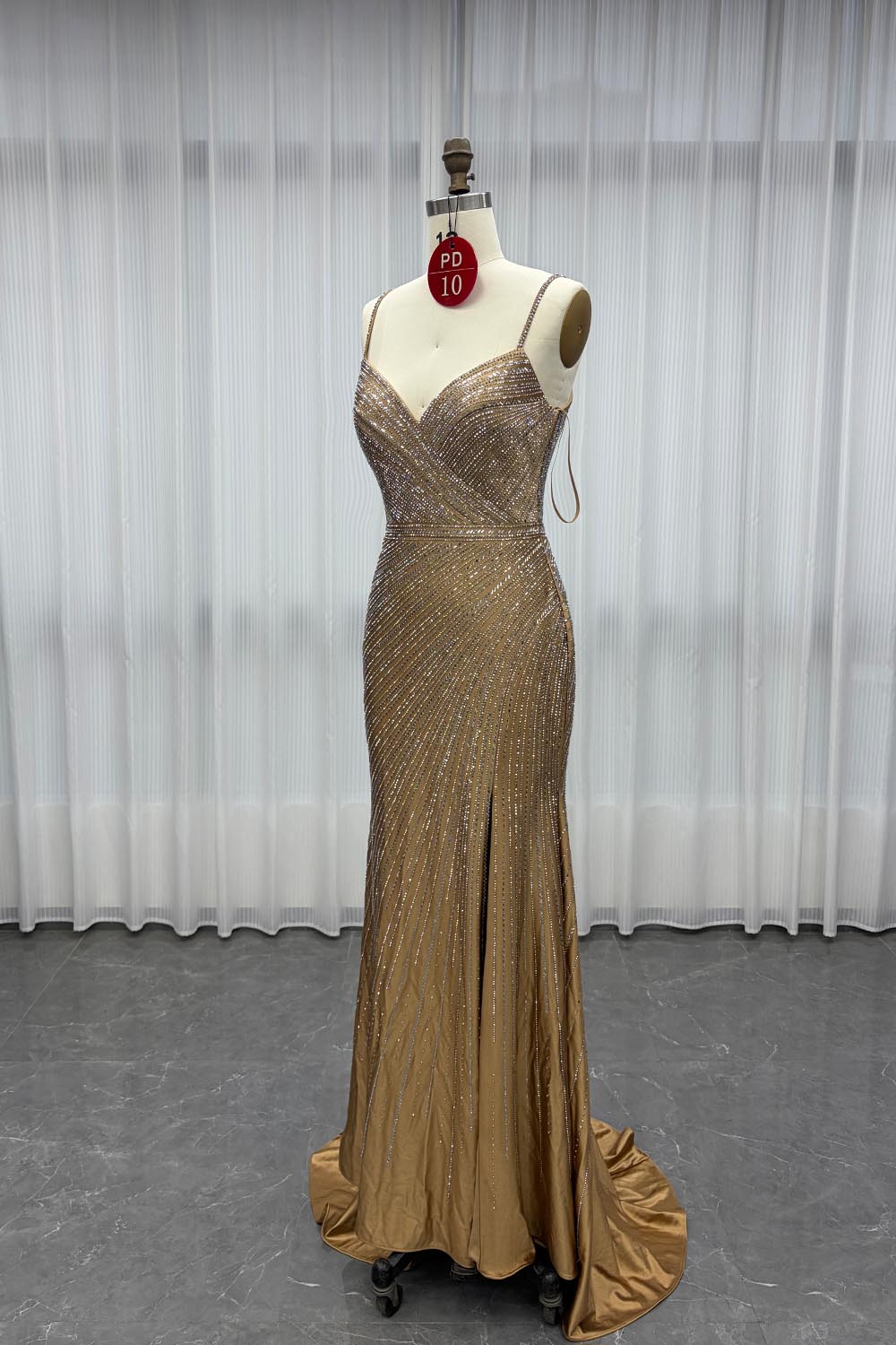 YQLNNE M1993 Gold Satin Straps Crystals Long Prom Dresses Mermaid With Slit