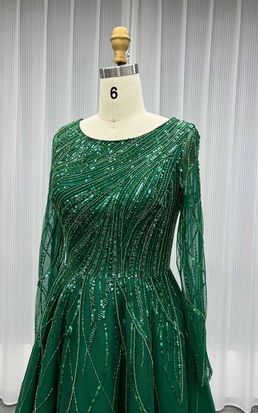 YQLNNE Modest Dark Green Long Sleeves Evening Dress Handmade Beaded